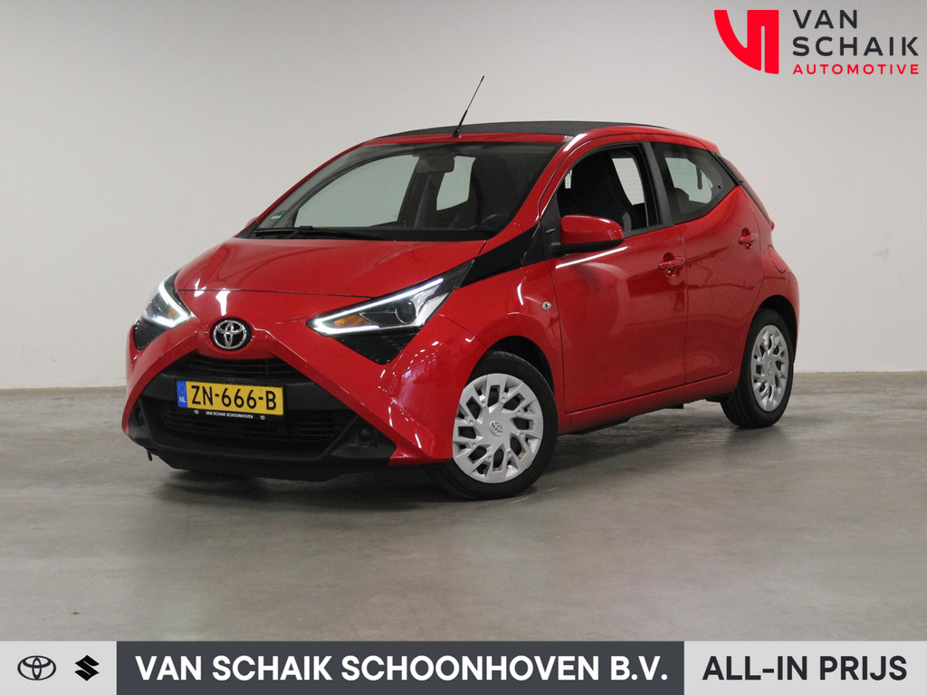 51833210-16.jpg
