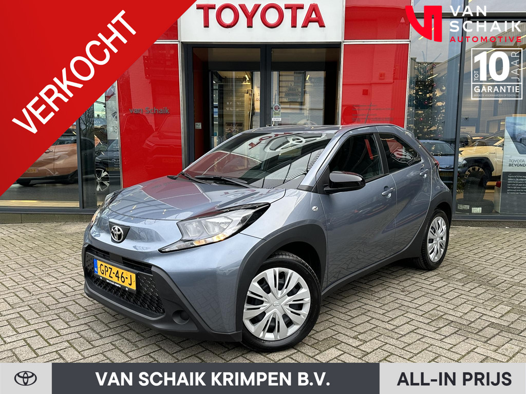 52009513-23.jpg