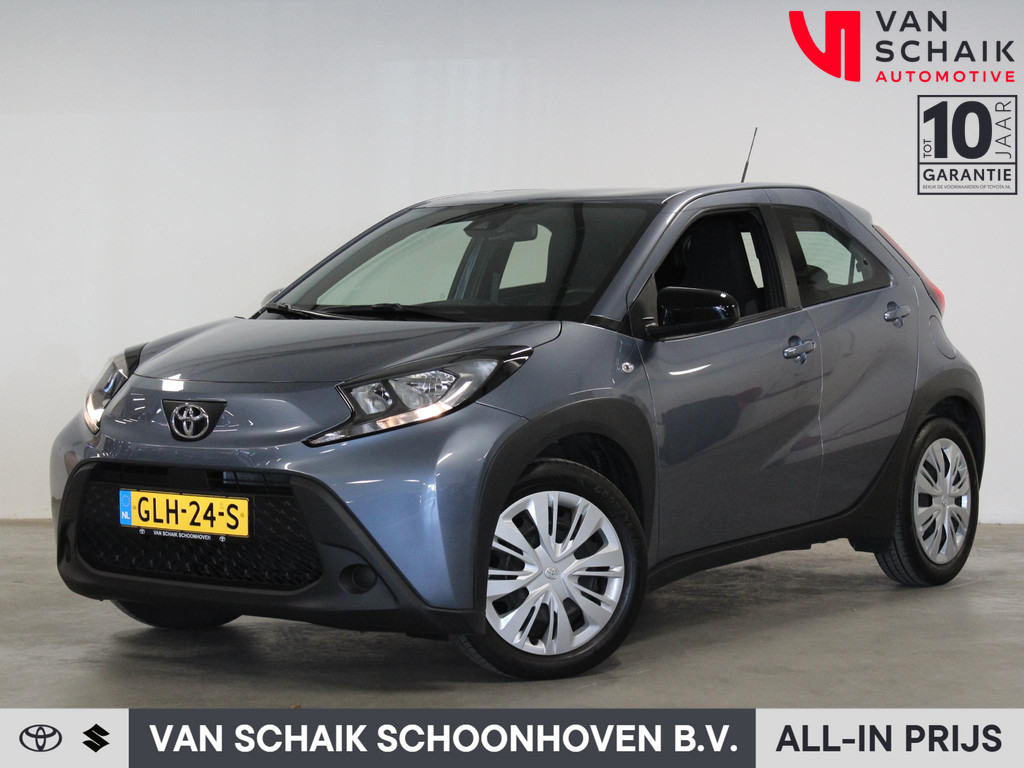 52761557-22.jpg